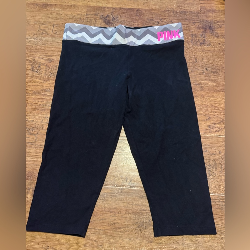 PINK yoga leggings crops L